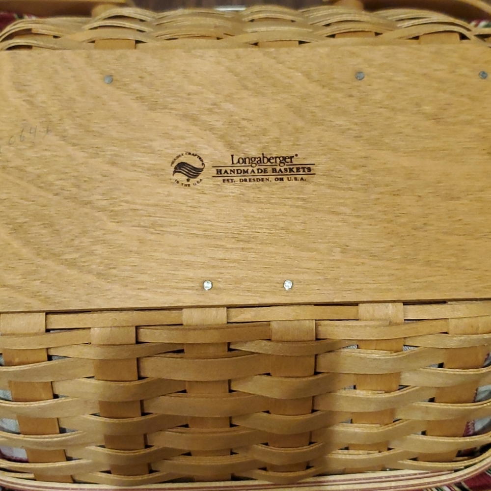 Longaberger 2006 Nature's Garland Basket - Picture 5 of 5